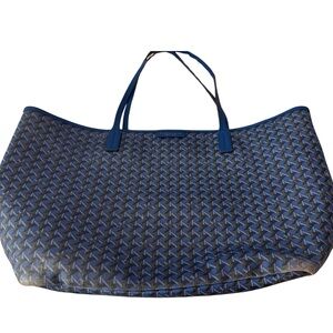 Blue Geometric Tote with Sturdy Handles